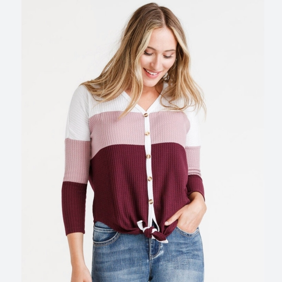 Warehouse one color block sweater. - Picture 2 of 7